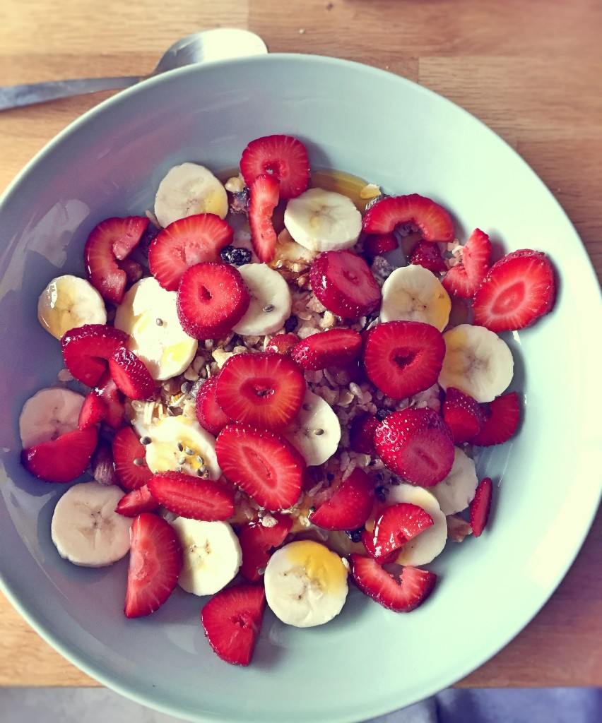 strawberry and banana muesli
